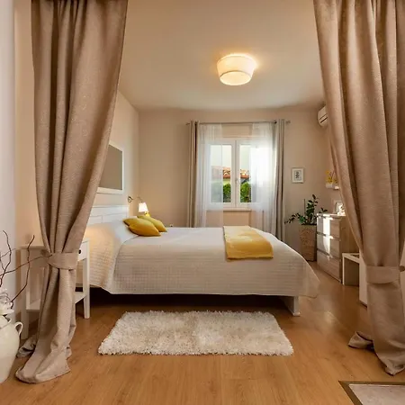 Apartments Javor Rovinj Exterior foto