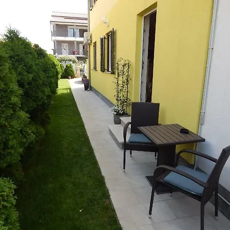Apartments Javor Rovinj Exterior foto