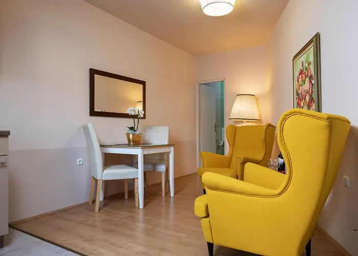 Apartments Javor